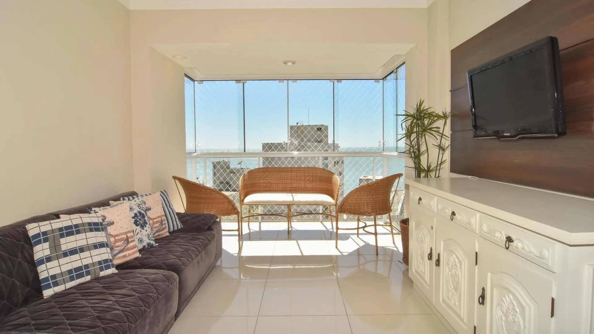 Апартаменты Vista Mar Na Quadra Do Atlantico Shopping P1287 Балнеариу-Камбориу
